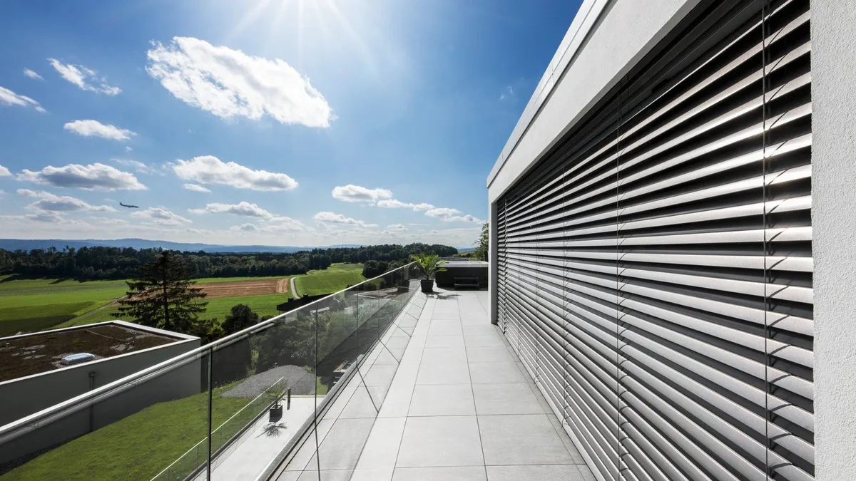 Brise soleil orientable : quels avantages ?