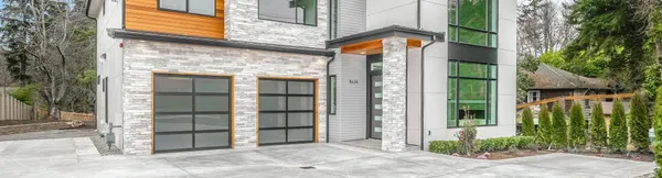 Garage pour une maison moderne : idées et référencesInvestissez dans une solution esthétique et durable