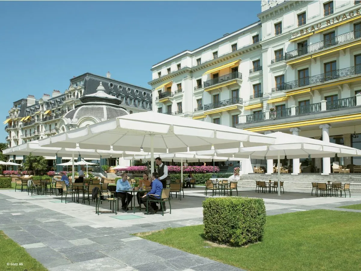 Parasol professionnel : nos conseils pour bien le choisir