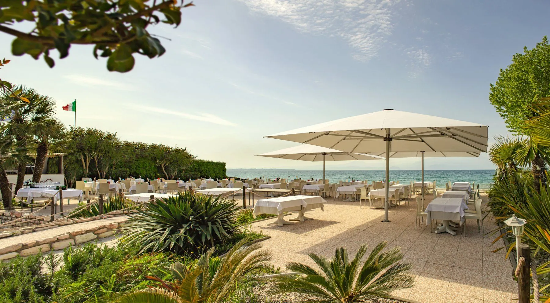 Voir les produits de la catégorie Parasols & Voiles