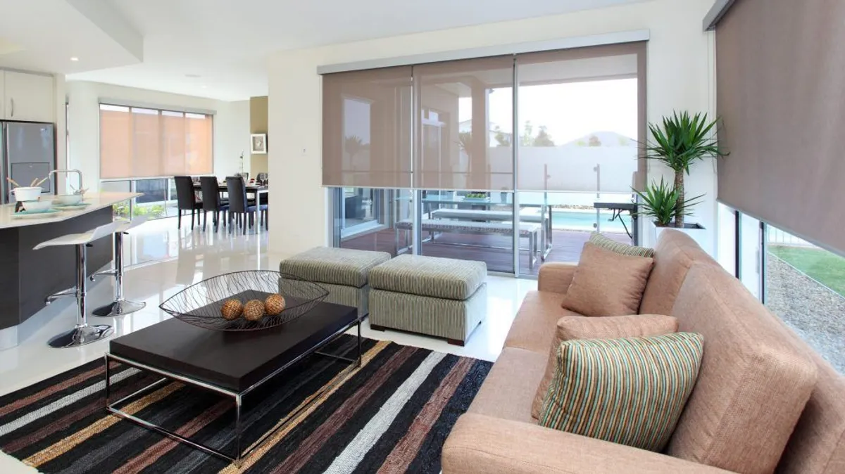 Pose de stores intérieurs Saint-Étienne