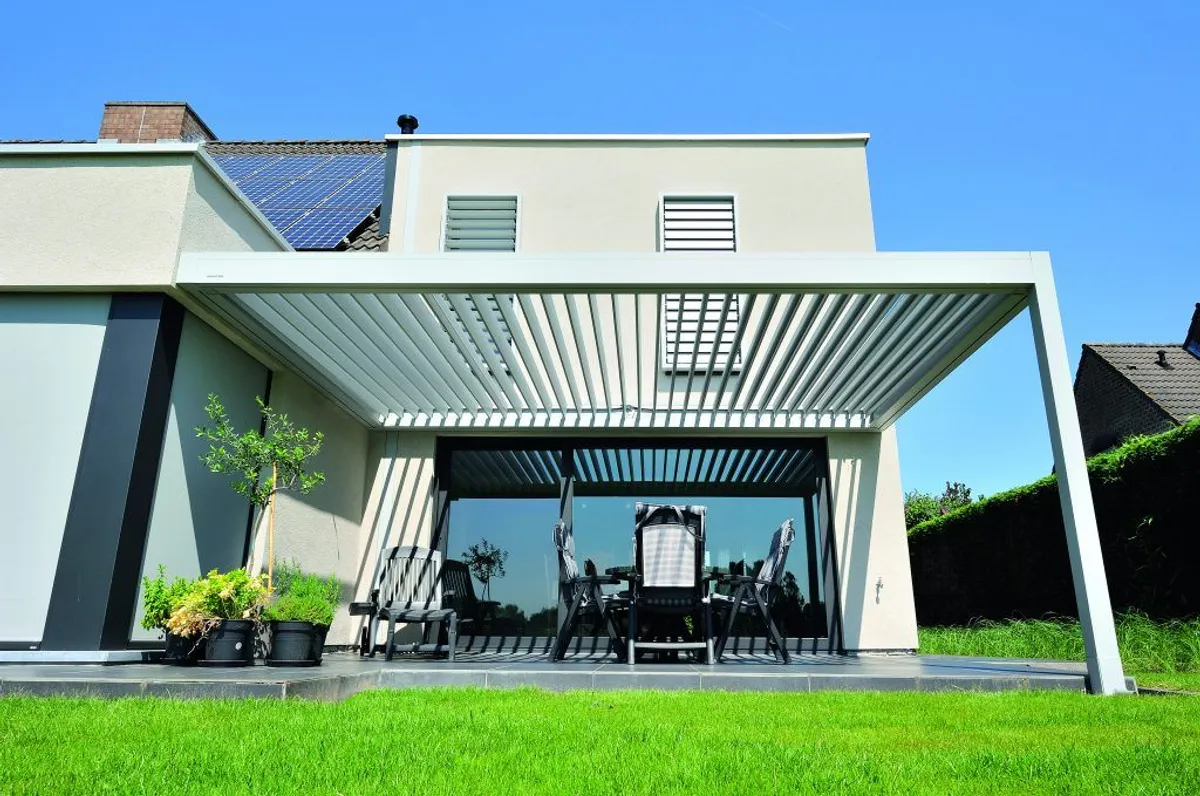 Pose sur-mesure de pergola à Saint-Étienne