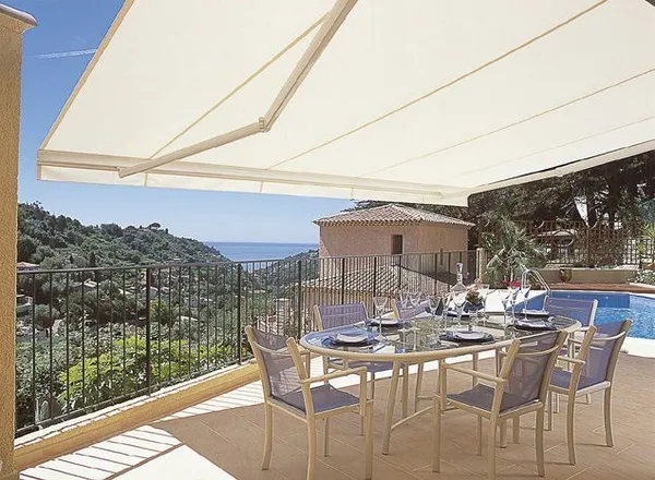 Pourquoi acheter des stores extérieurs ?