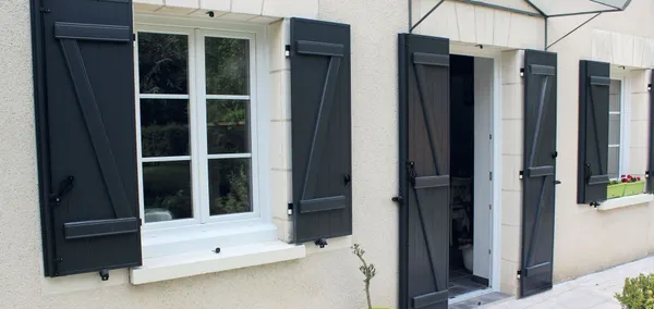 Quels sont les volets sont les plus isolants pour ma maison ?Faites des économies d’énergie !